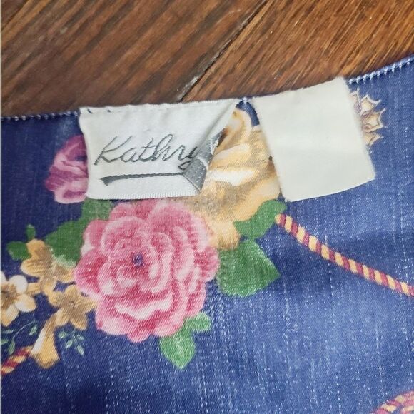 Vintage 90s Colorful Rose Cottagecore Button Pajama Top - Picture 7 of 16